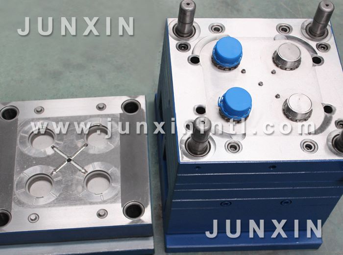 multi cavity jerrycan cap mould