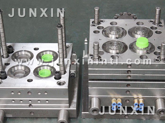 multi cavity jerrycan cap mould
