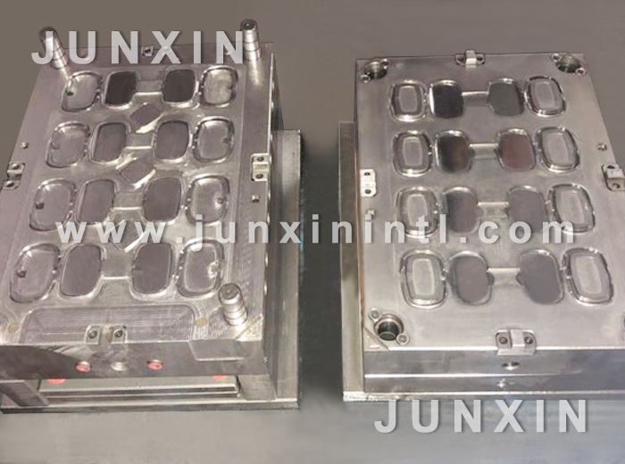 plastic wet wipe lid mould