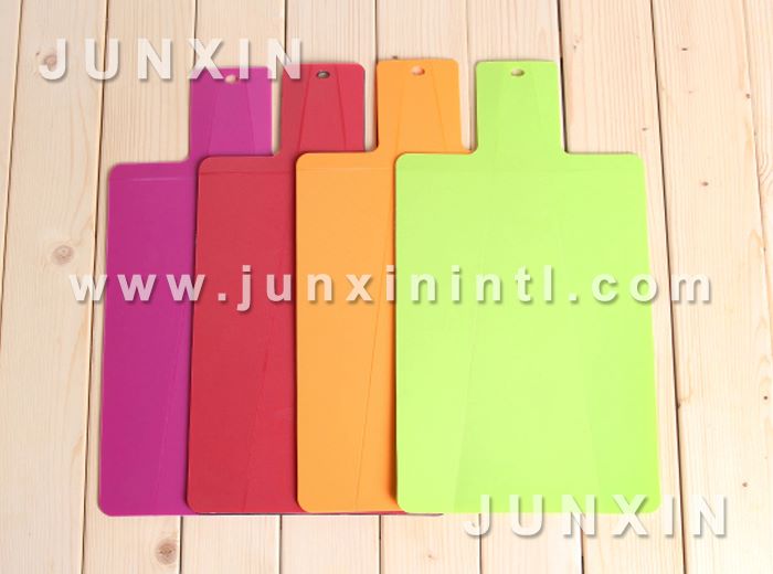 folding cutting board
