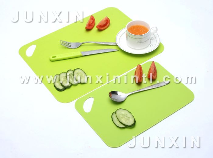 non-slip chopping board