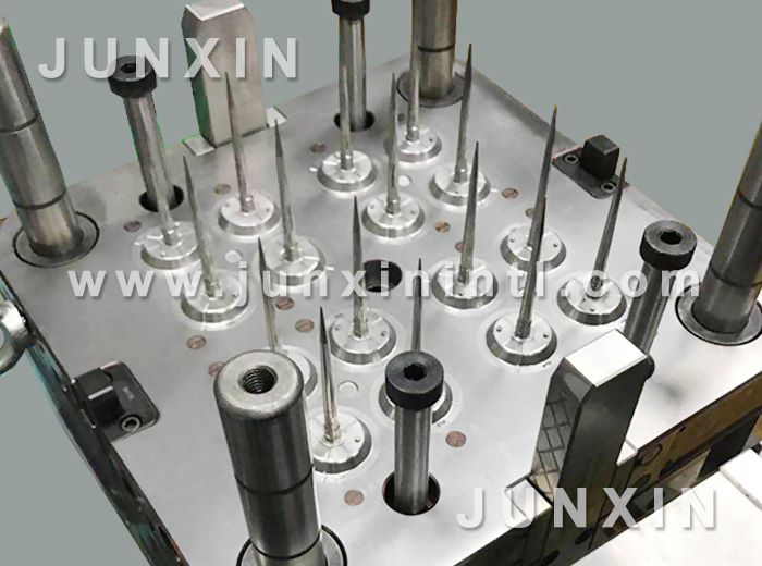pipette tip mould