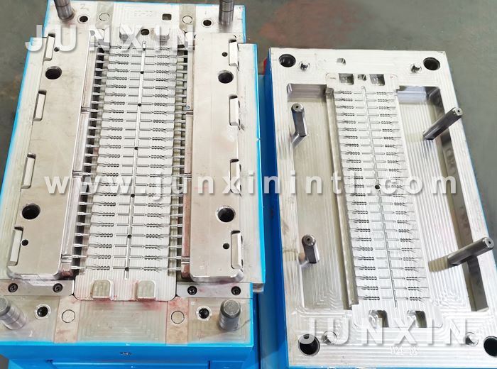 plastic wall plugs mould