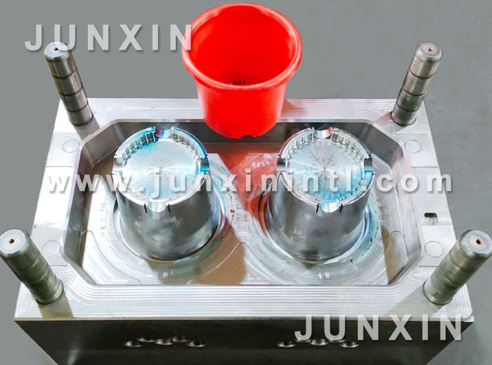 plastic flowerpot mould